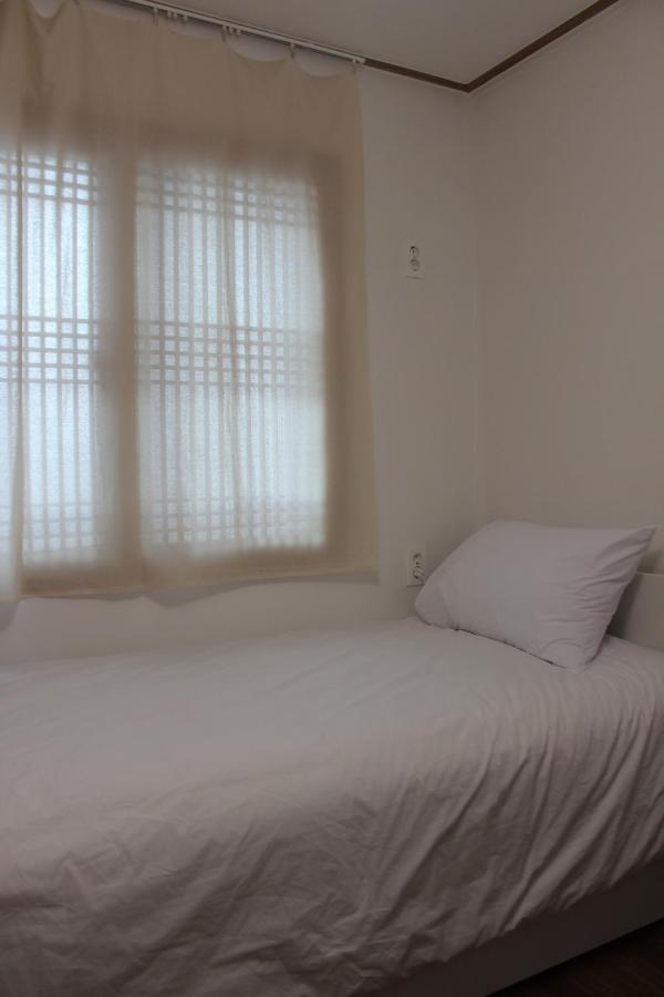 Hostel Jl In Chung-Jeong Сеул Екстер'єр фото