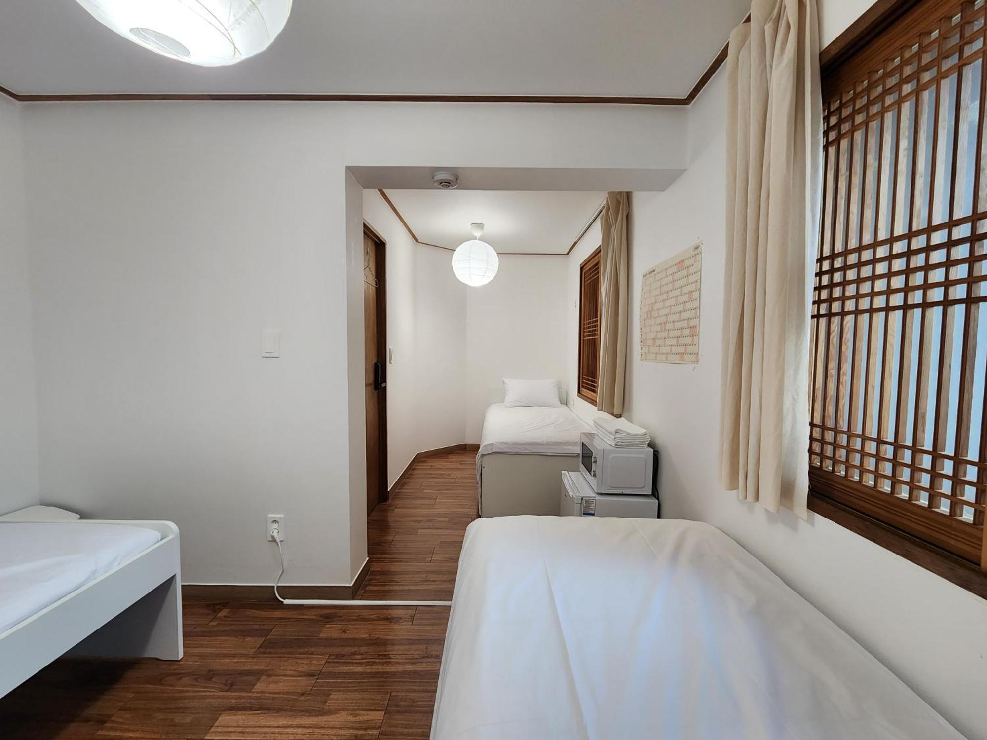 Hostel Jl In Chung-Jeong Сеул Екстер'єр фото